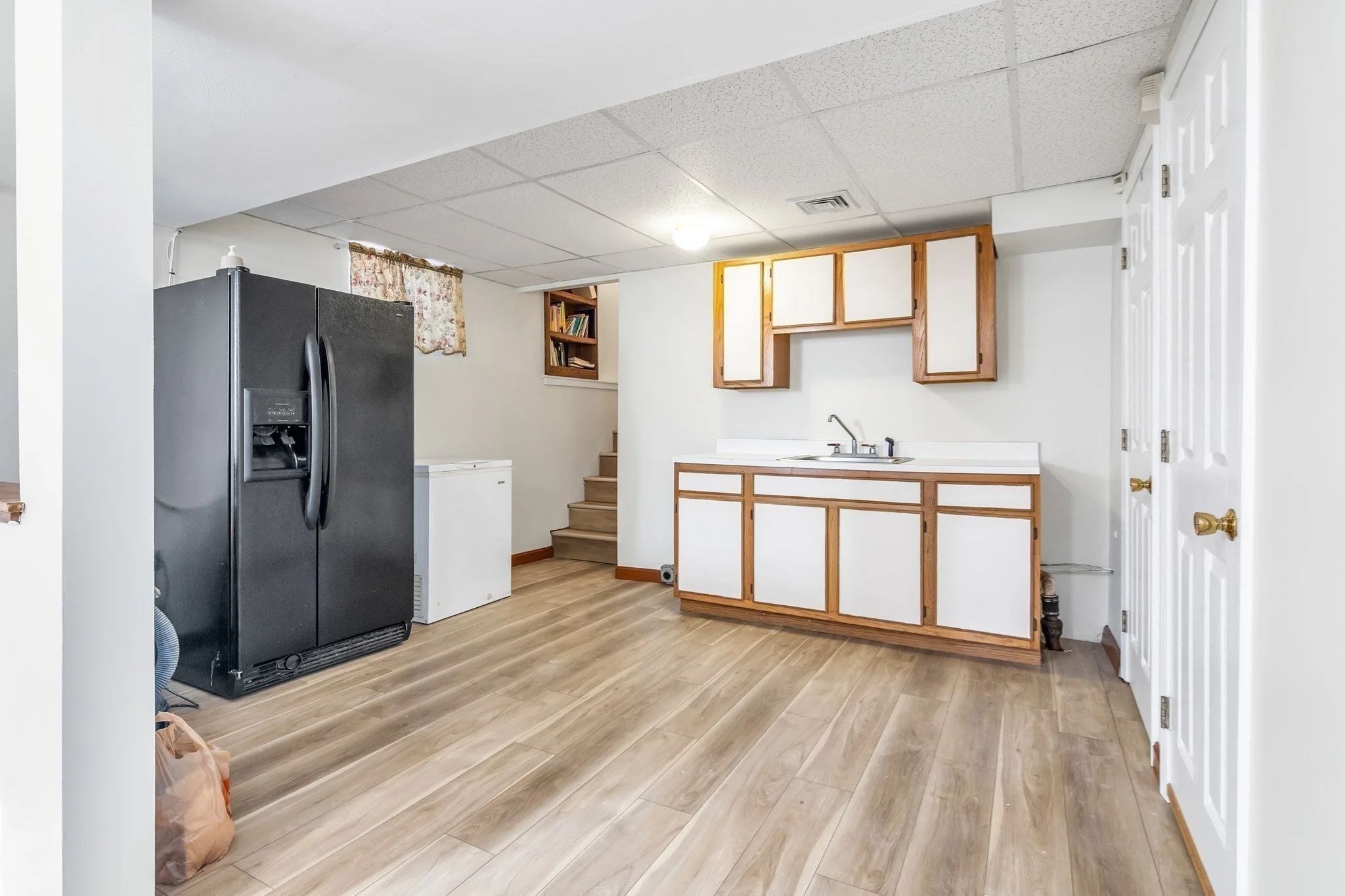 4 bed, 3 bath apartment for rent at 7 Royal Dr, West Methuen — photo 3 of 38