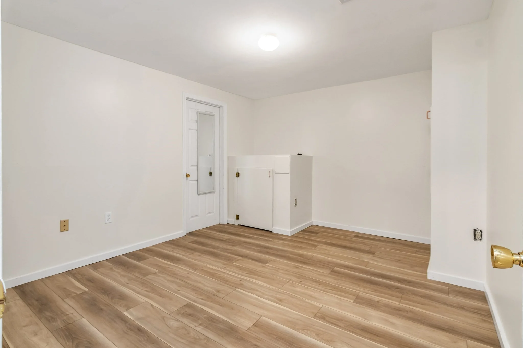 4 bed, 3 bath apartment for rent at 7 Royal Dr, West Methuen — photo 30 of 38