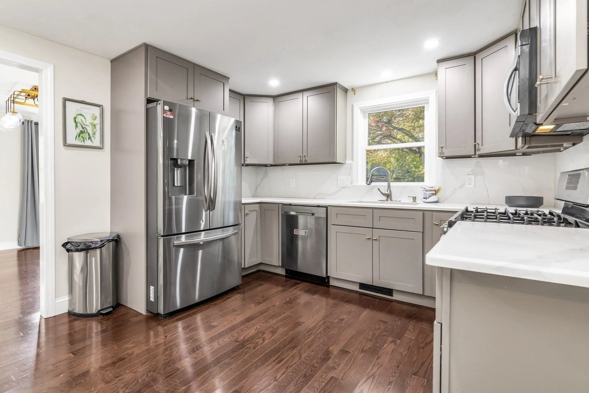 4 bed, 3 bath apartment for rent at 7 Royal Dr, West Methuen — photo 10 of 38