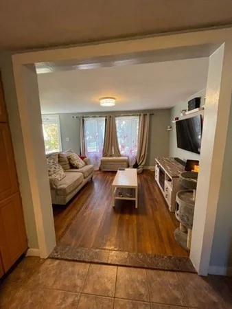 4 bed, 1 bath apartment for rent at 7 Royal St Unit B, Randolph — photo 5 of 14