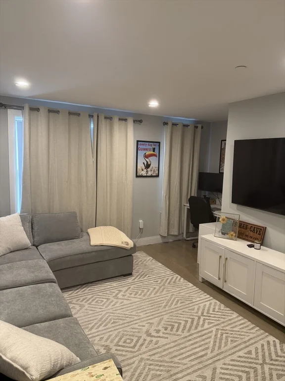 2 bed, 2 bath apartment for rent at 7 Saco St Unit 5, Dorchester — photo 9 of 13