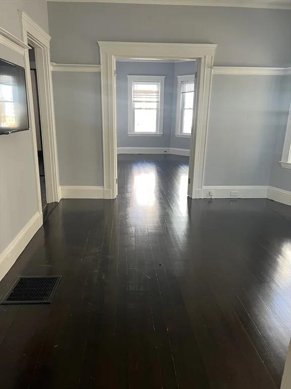 3 bed, 1 bath apartment for rent at 7 Saint Marks Unit 1, Dorchester — photo 16 of 22