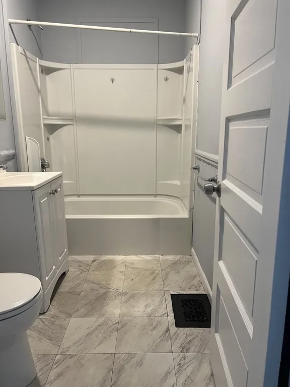 3 bed, 1 bath apartment for rent at 7 Saint Marks Unit 1, Dorchester — photo 7 of 22