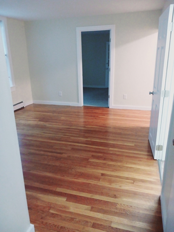 1 bed, 1 bath apartment for rent at 7 Sawyer Pl Unit 1, Plymouth — photo 2 of 6