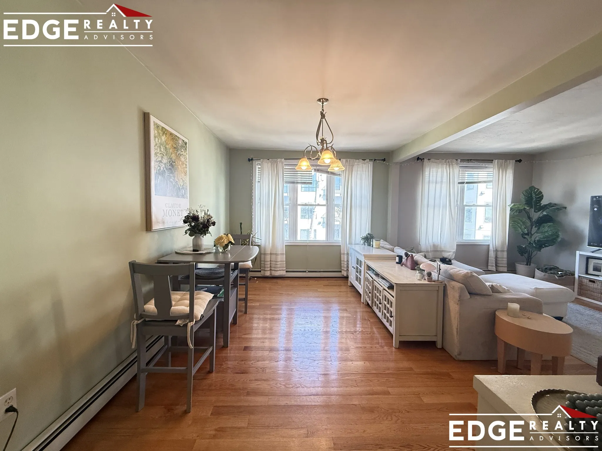 2 bed, 1 bath apartment for rent at 7 Saybrook St Unit 3, Oak Square — photo 2 of 9