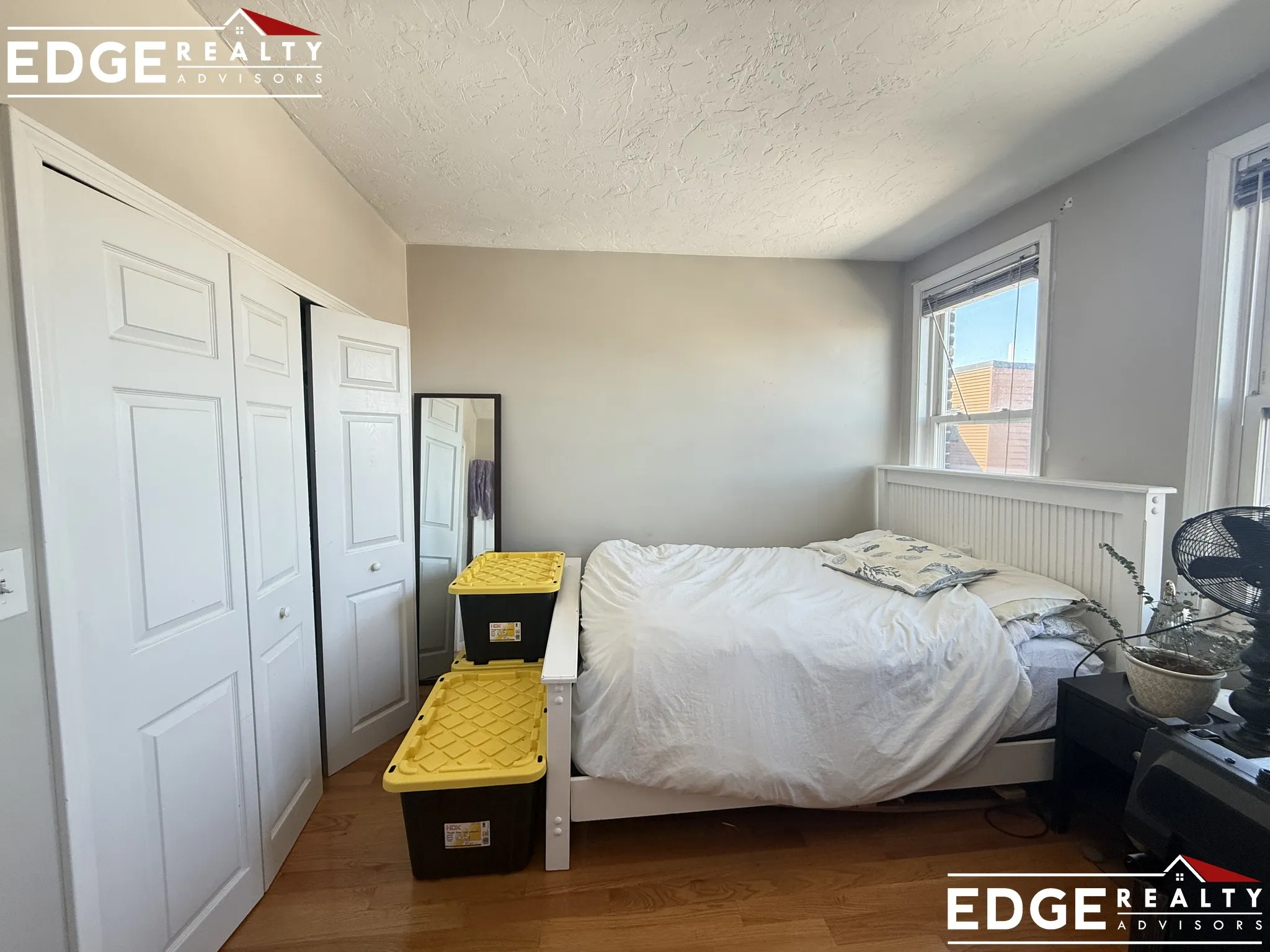 2 bed, 1 bath apartment for rent at 7 Saybrook St Unit 3, Oak Square — photo 6 of 9
