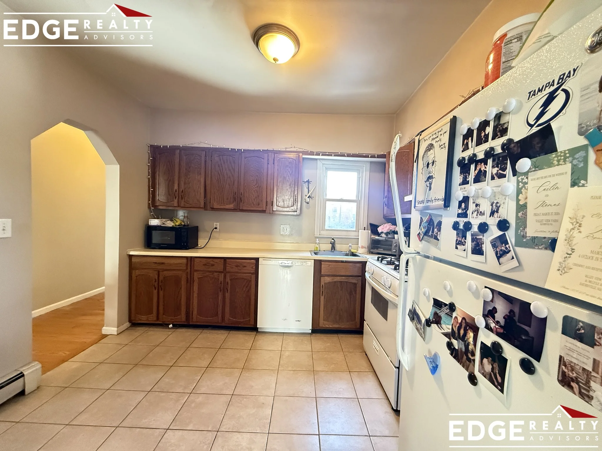 2 bed, 1 bath apartment for rent at 7 Saybrook St Unit 3, Oak Square — photo 5 of 9