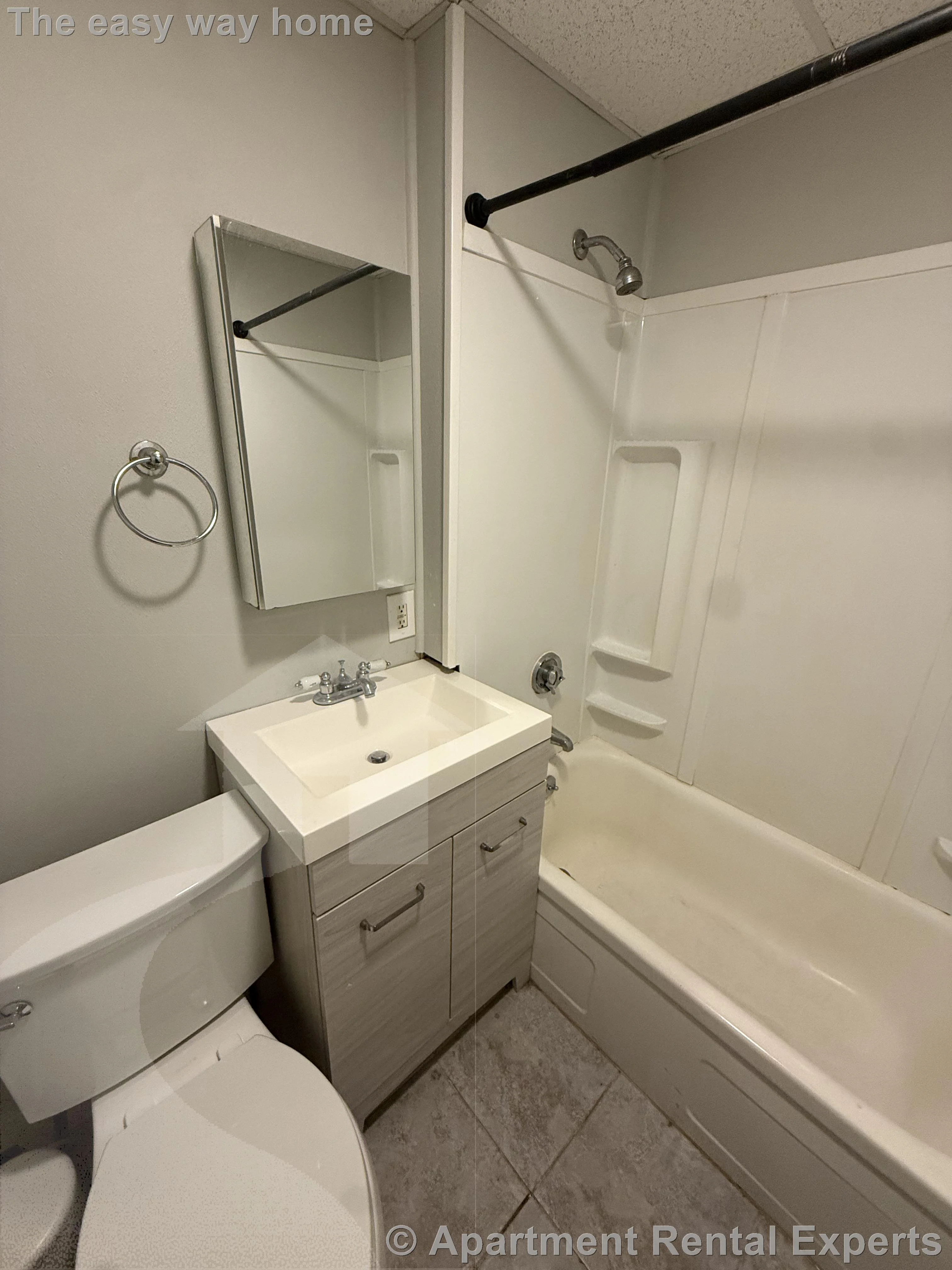 1 bed, 1 bath apartment for rent at 7 School St Unit 2, Union Square — photo 4 of 8