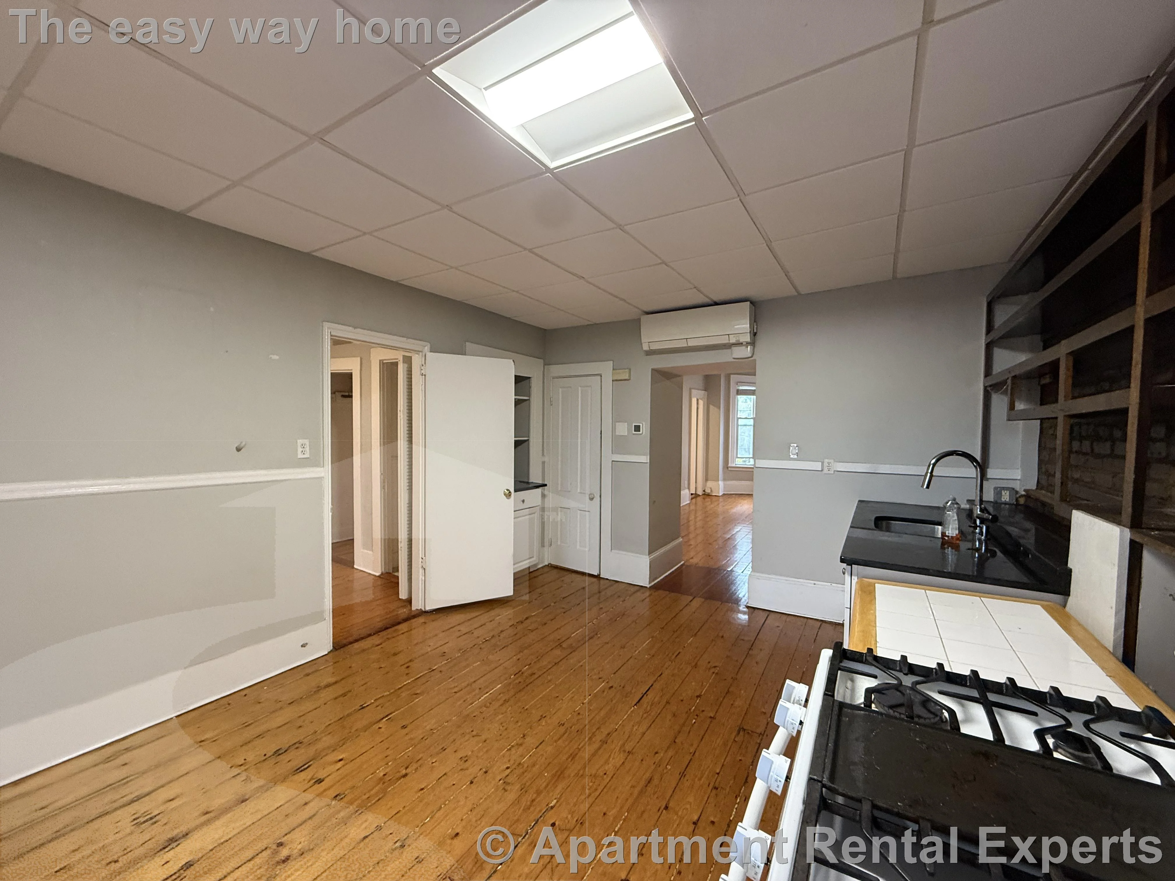 1 bed, 1 bath apartment for rent at 7 School St Unit 2, Union Square — photo 1 of 8