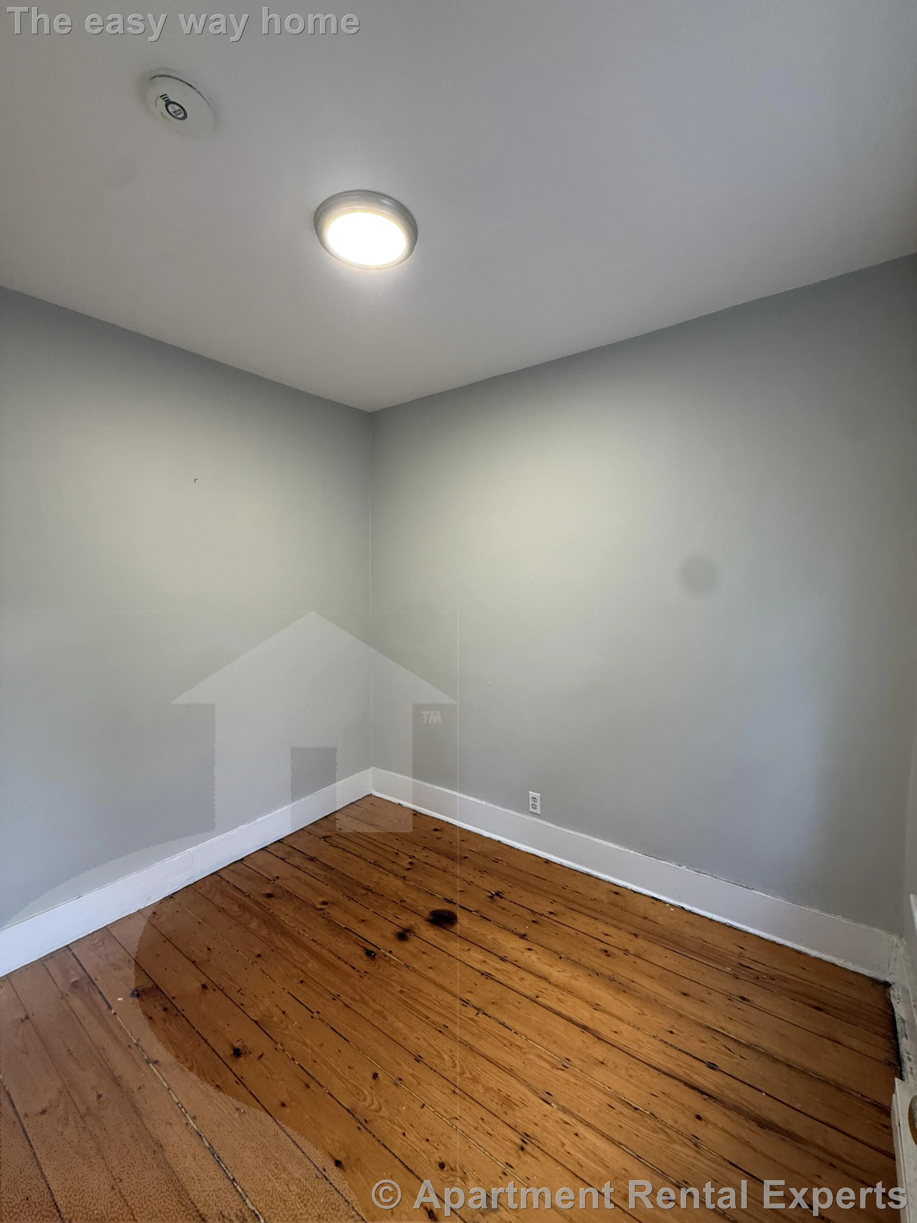 1 bed, 1 bath apartment for rent at 7 School St Unit 2, Union Square — photo 3 of 8