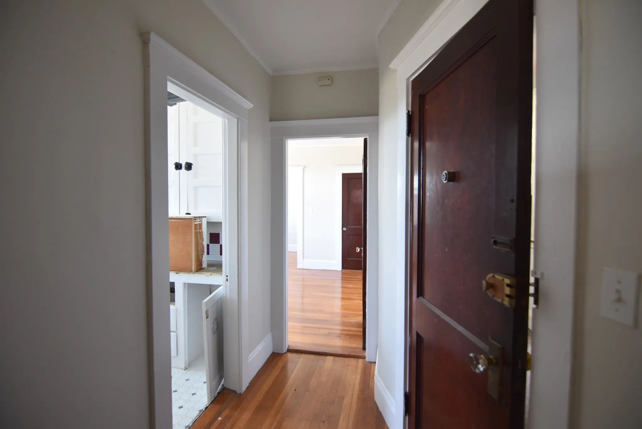 1 bed, 1 bath apartment for rent at 7 Scottfield Rd Unit 10, Allston — photo 9 of 17