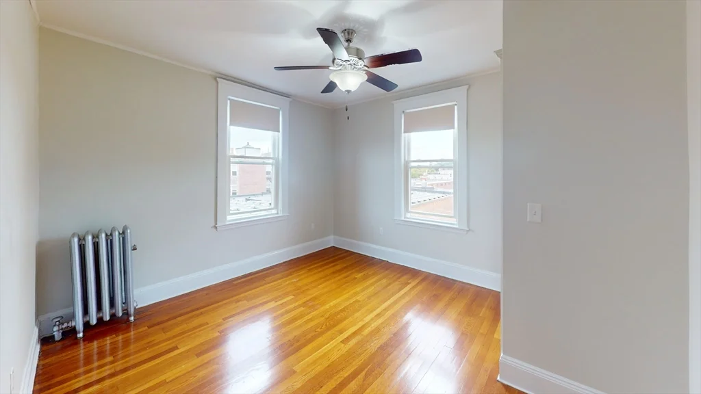 1 bed, 1 bath apartment for rent at 7 Scottfield Rd Unit 11, Allston — photo 4 of 7