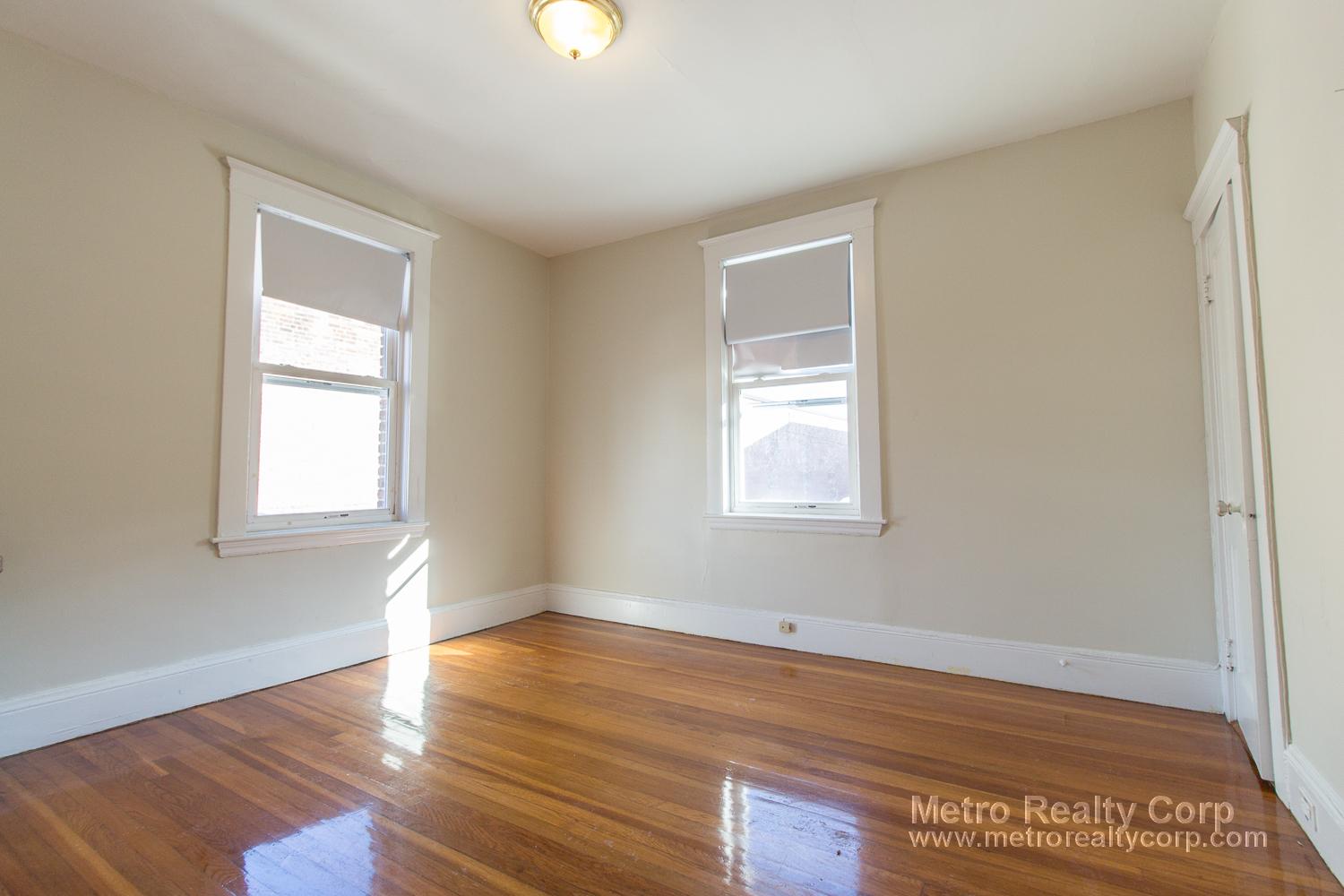1 bed, 1 bath apartment for rent at 7 Scottfield Rd Unit 2, Allston — photo 4 of 11