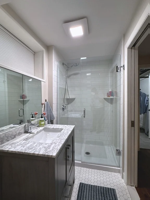 4 bed, 3 bath apartment for rent at 7 Sevland Rd, Oak Hill — photo 26 of 27