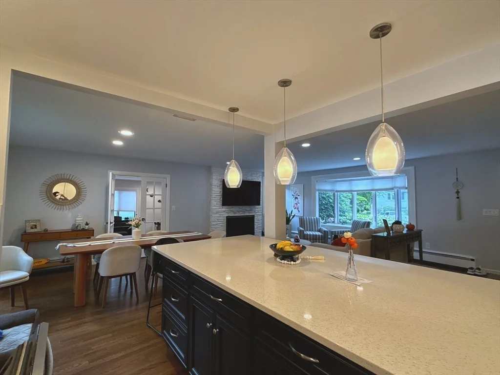 4 bed, 3 bath apartment for rent at 7 Sevland Rd, Oak Hill — photo 8 of 27