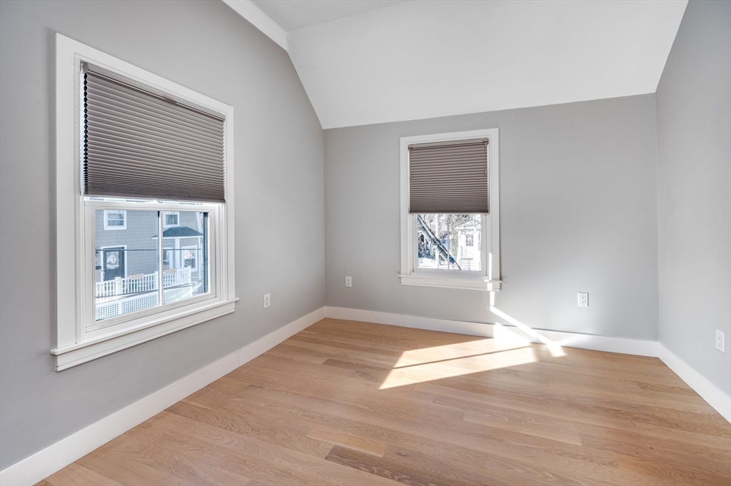 3 bed, 2 bath apartment for rent at 7 Shawmut Park, Newton Upper Falls — photo 19 of 27