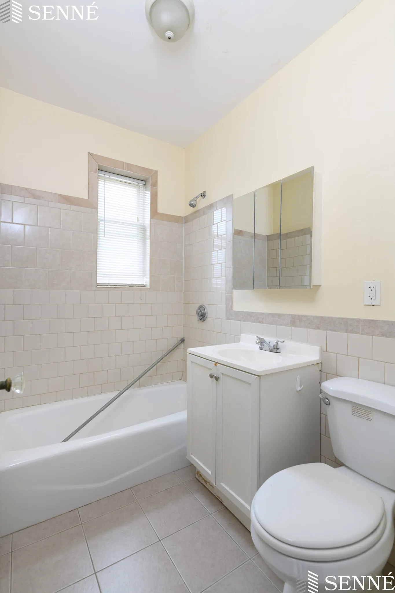 1 bed, 1 bath apartment for rent at 7 Sherborn Ct Unit 7, South Medford — photo 4 of 5
