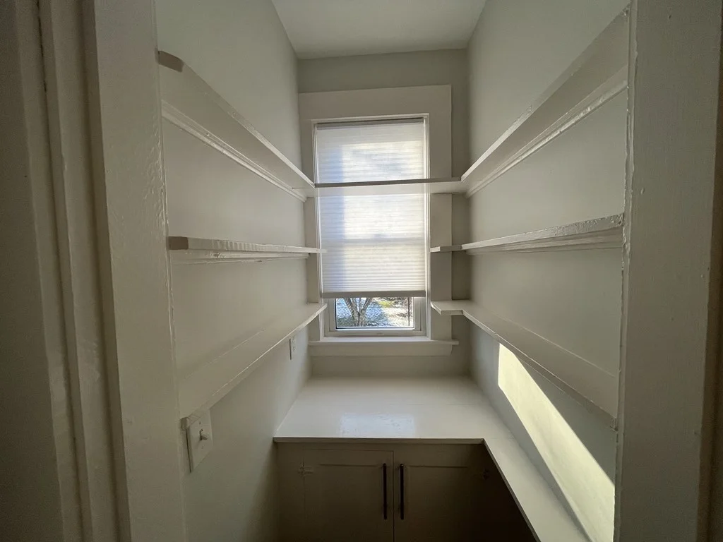 2 bed, 1 bath apartment for rent at 7 Sherman St Unit 1, Natick — photo 6 of 9