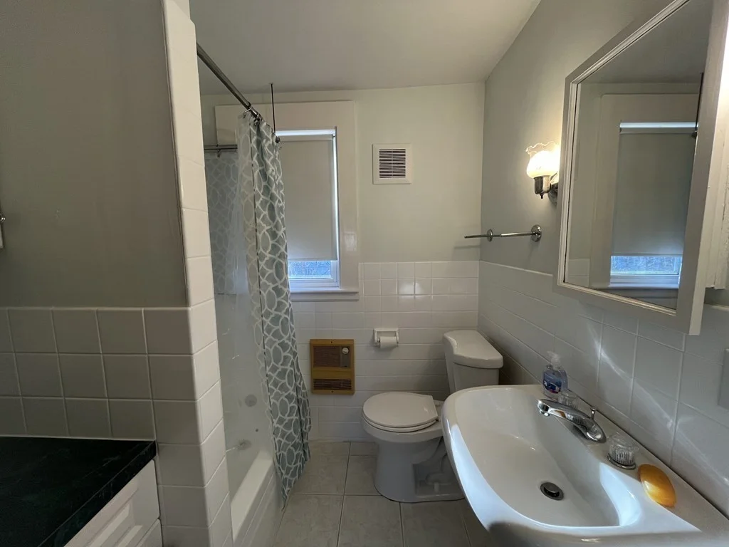 4 bed, 2 bath apartment for rent at 7 Sherman St Unit 2, Natick — photo 5 of 12