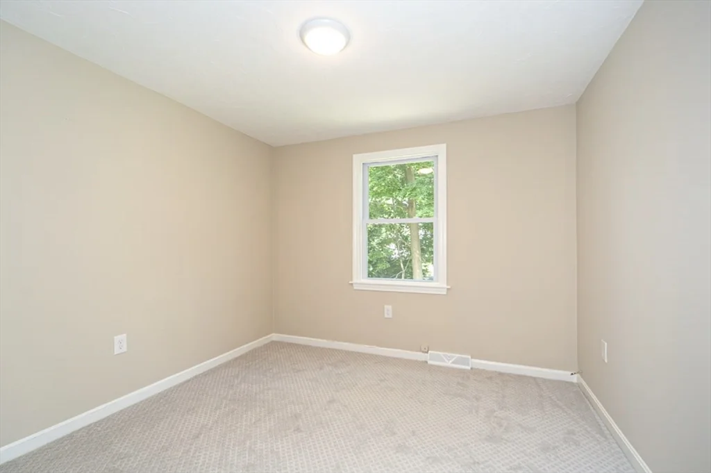 3 bed, 1 bath apartment for rent at 7 Sherman Ter Unit 7, Natick — photo 22 of 26