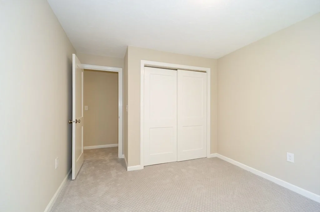3 bed, 1 bath apartment for rent at 7 Sherman Ter Unit 7, Natick — photo 23 of 26