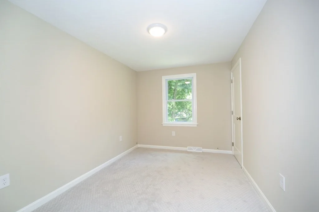 3 bed, 1 bath apartment for rent at 7 Sherman Ter Unit 7, Natick — photo 20 of 26