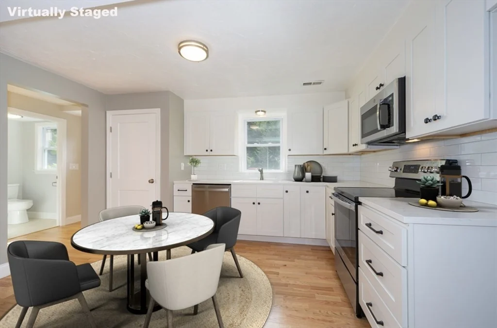 3 bed, 1 bath apartment for rent at 7 Sherman Ter Unit 7, Natick — photo 6 of 26