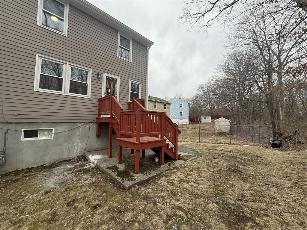 3 bed, 1 bath apartment for rent at 7 Silvia Ct Unit 7, Hyde Park — photo 26 of 32