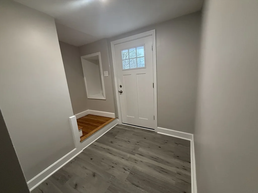 3 bed, 1 bath apartment for rent at 7 Silvia Ct Unit 7, Hyde Park — photo 25 of 32