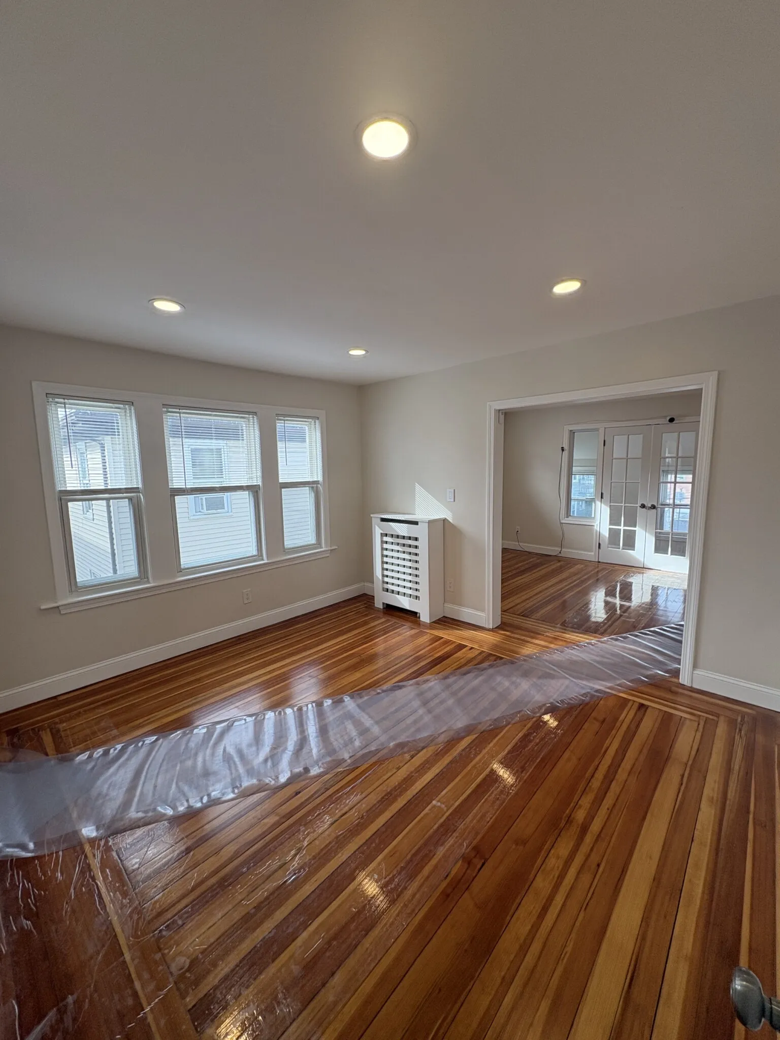 2 bed, 1 bath apartment for rent at 7 Smith St Unit 2, South Medford — photo 1 of 15