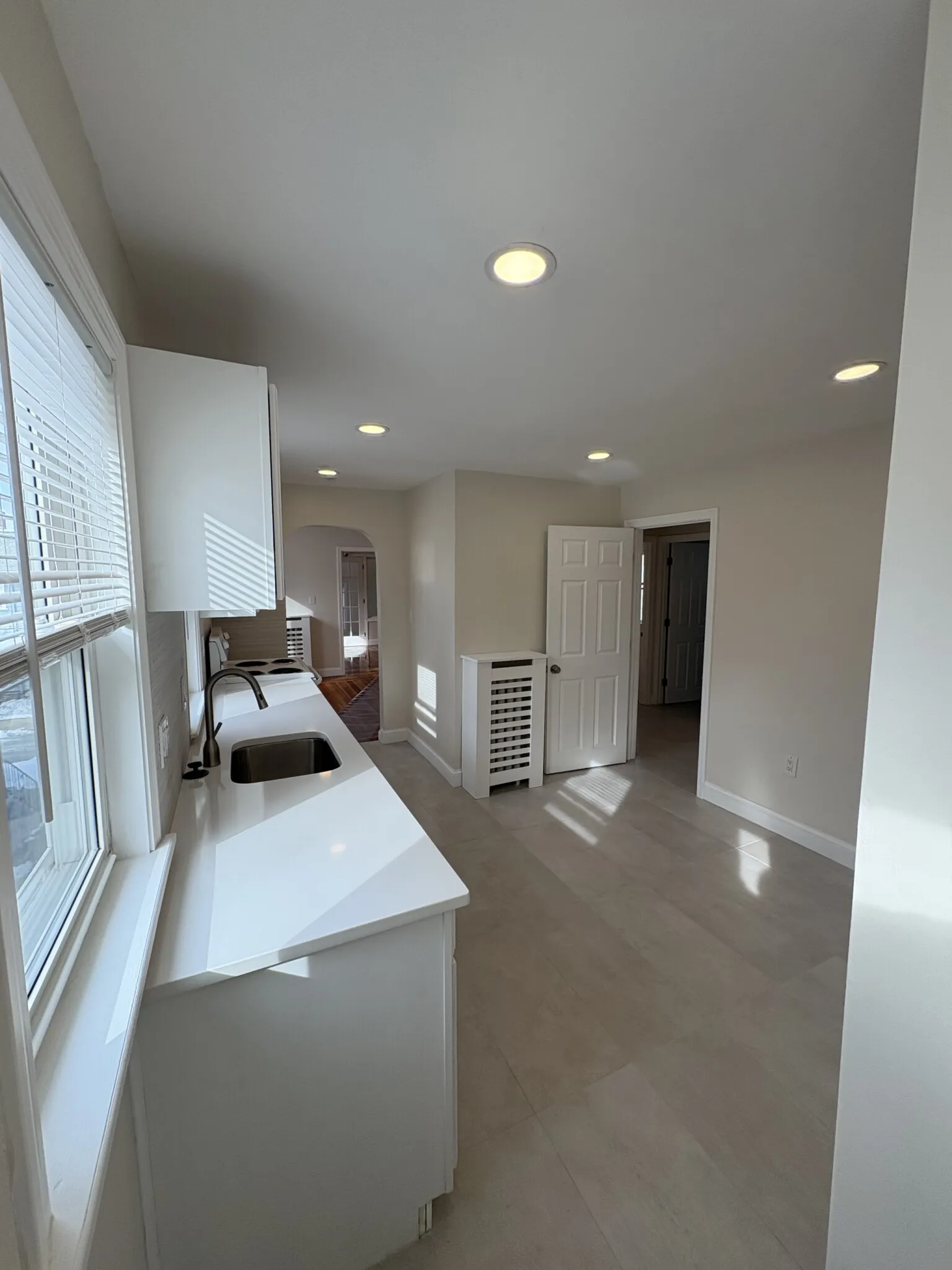 2 bed, 1 bath apartment for rent at 7 Smith St Unit 2, South Medford — photo 3 of 15