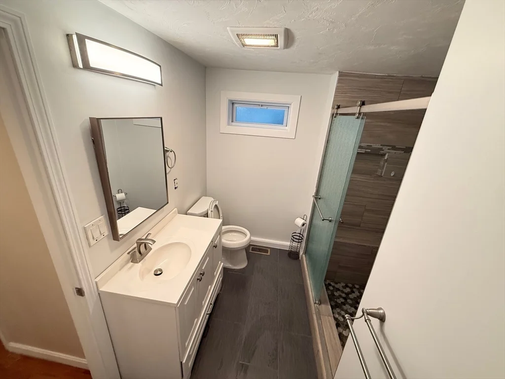 3 bed, 2 bath apartment for rent at 7 Southbridge St Ct, Auburn — photo 14 of 17