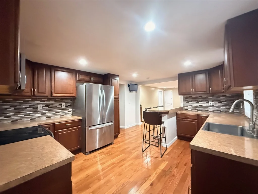 3 bed, 2 bath apartment for rent at 7 Southbridge St Ct, Auburn — photo 8 of 17