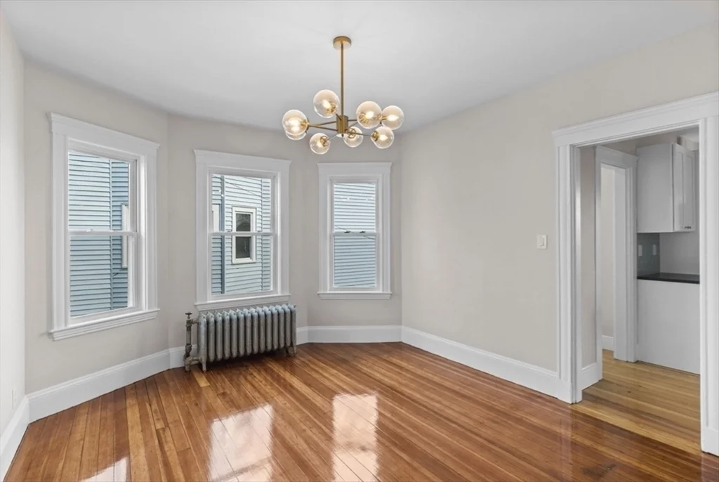 3 bed, 1 bath apartment for rent at 7 Speedwell St Unit 3, Dorchester — photo 6 of 21