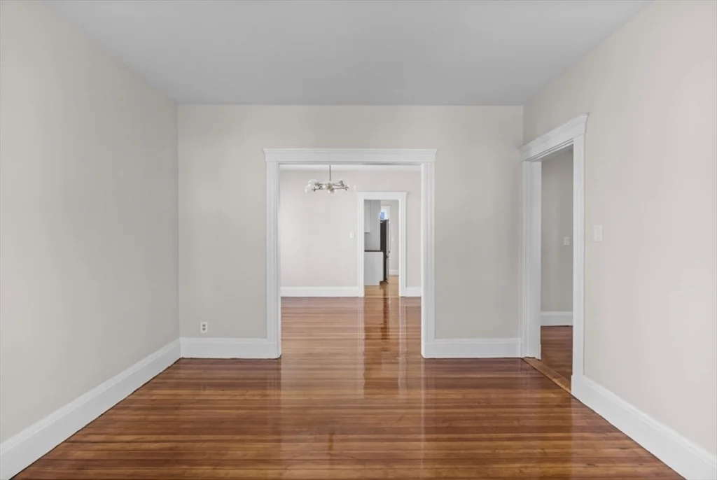 3 bed, 1 bath apartment for rent at 7 Speedwell St Unit 3, Dorchester — photo 7 of 21