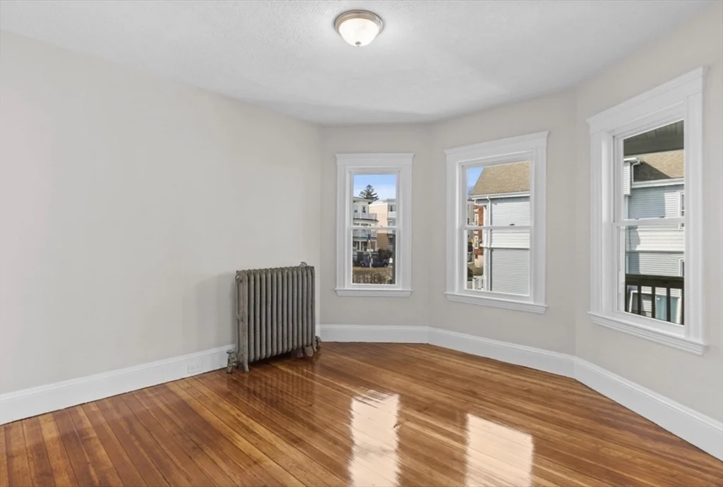 3 bed, 1 bath apartment for rent at 7 Speedwell St Unit 3, Dorchester — photo 14 of 21
