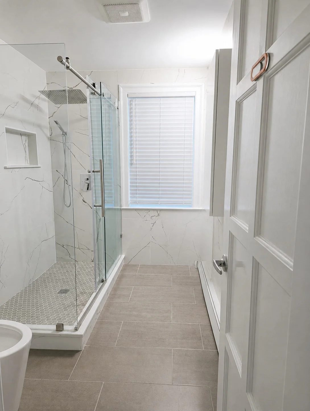 5 bed, 2 bath apartment for rent at 7 Springdale Ave, Wellesley — photo 13 of 24