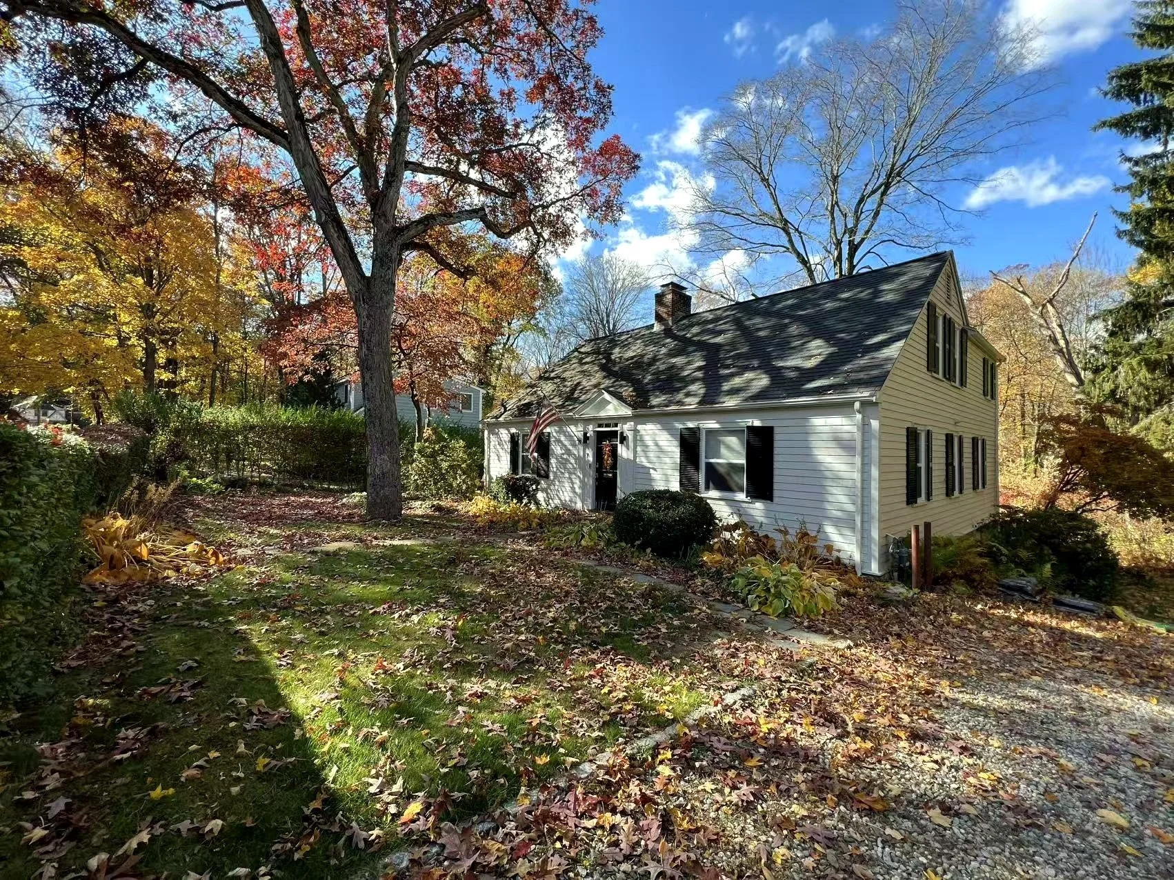 5 bed, 2 bath apartment for rent at 7 Springdale Ave, Wellesley