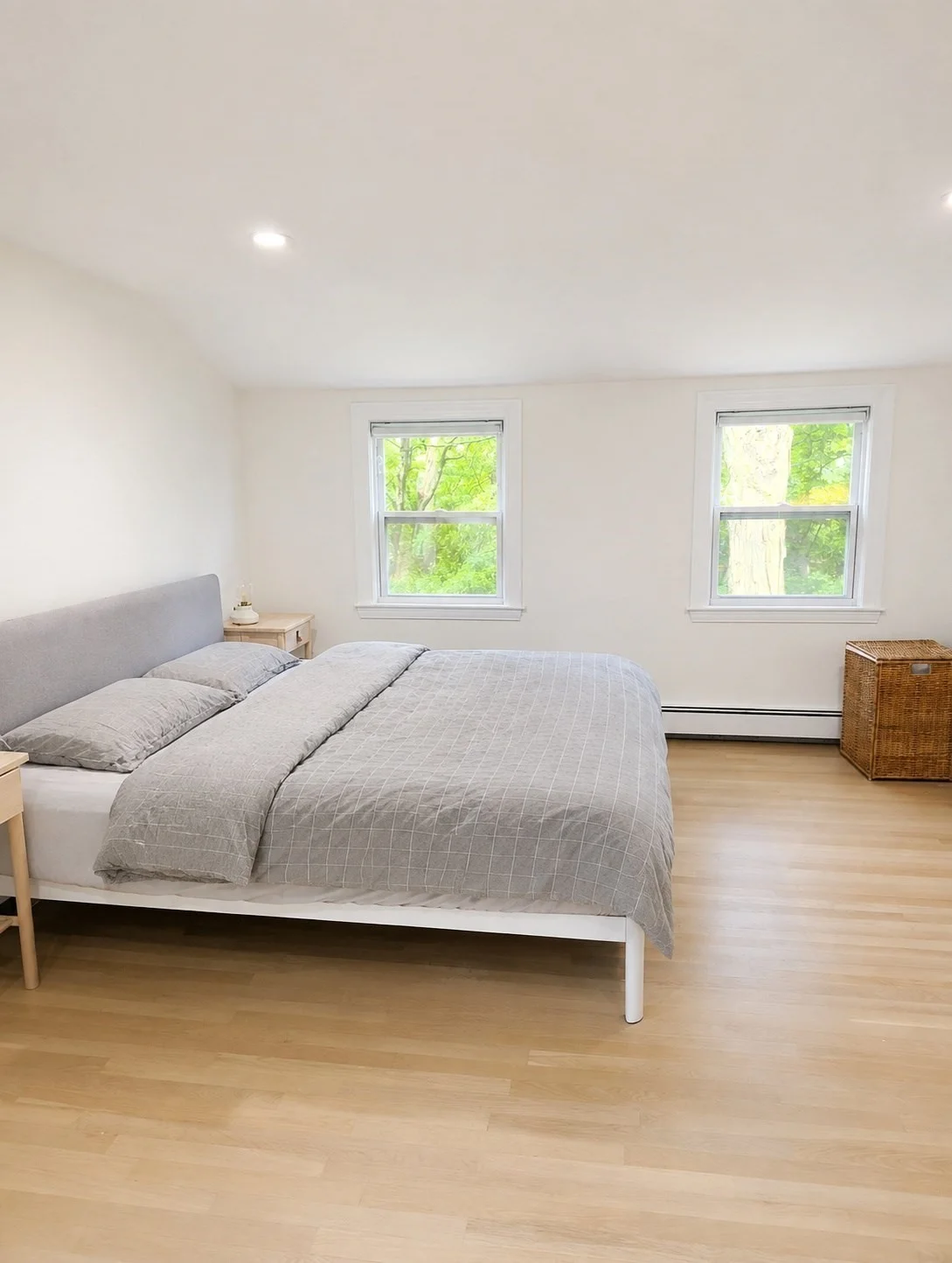 5 bed, 2 bath apartment for rent at 7 Springdale Ave, Wellesley — photo 14 of 24