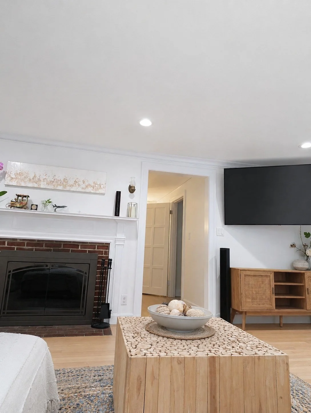 5 bed, 2 bath apartment for rent at 7 Springdale Ave, Wellesley — photo 7 of 24