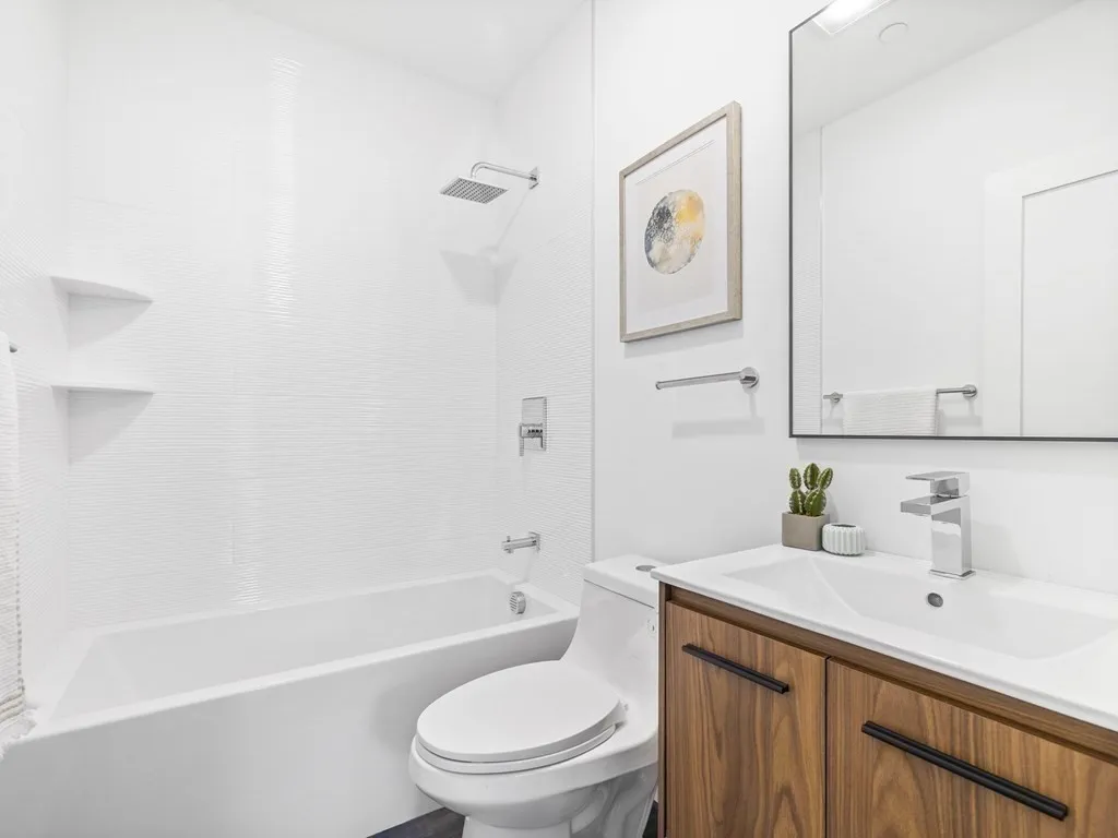 1 bed, 1 bath apartment for rent at 7 Springfield St Unit 2, Inman Square — photo 8 of 9