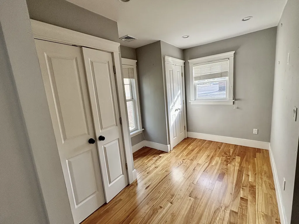 3 bed, 2 bath apartment for rent at 7 Standish Unit 7, West Cambridge — photo 8 of 16