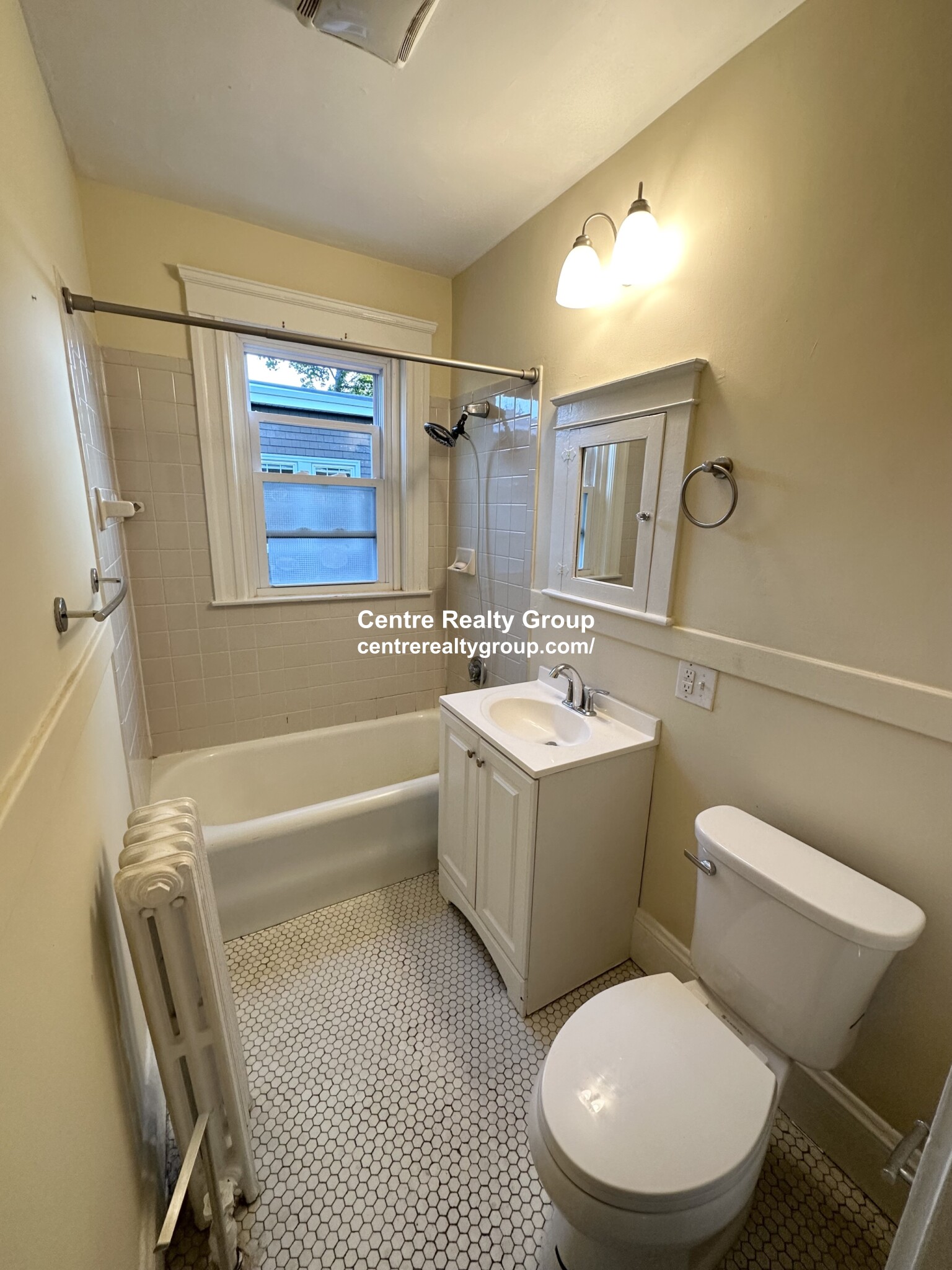 3 bed, 2 bath apartment for rent at 7 Stedman, Jamaica Plain — photo 29 of 31