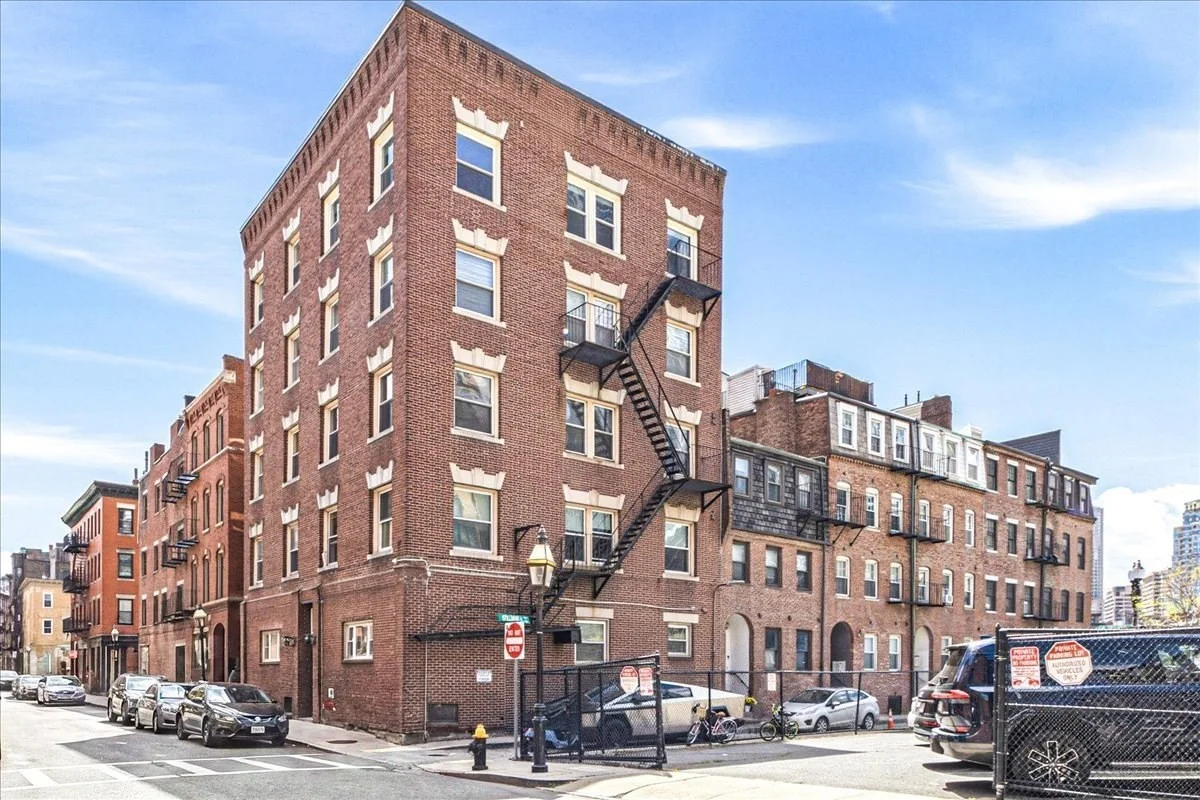 2 bed, 1 bath apartment for rent at 7 Stillman Pl Unit 5, North End — photo 2 of 17