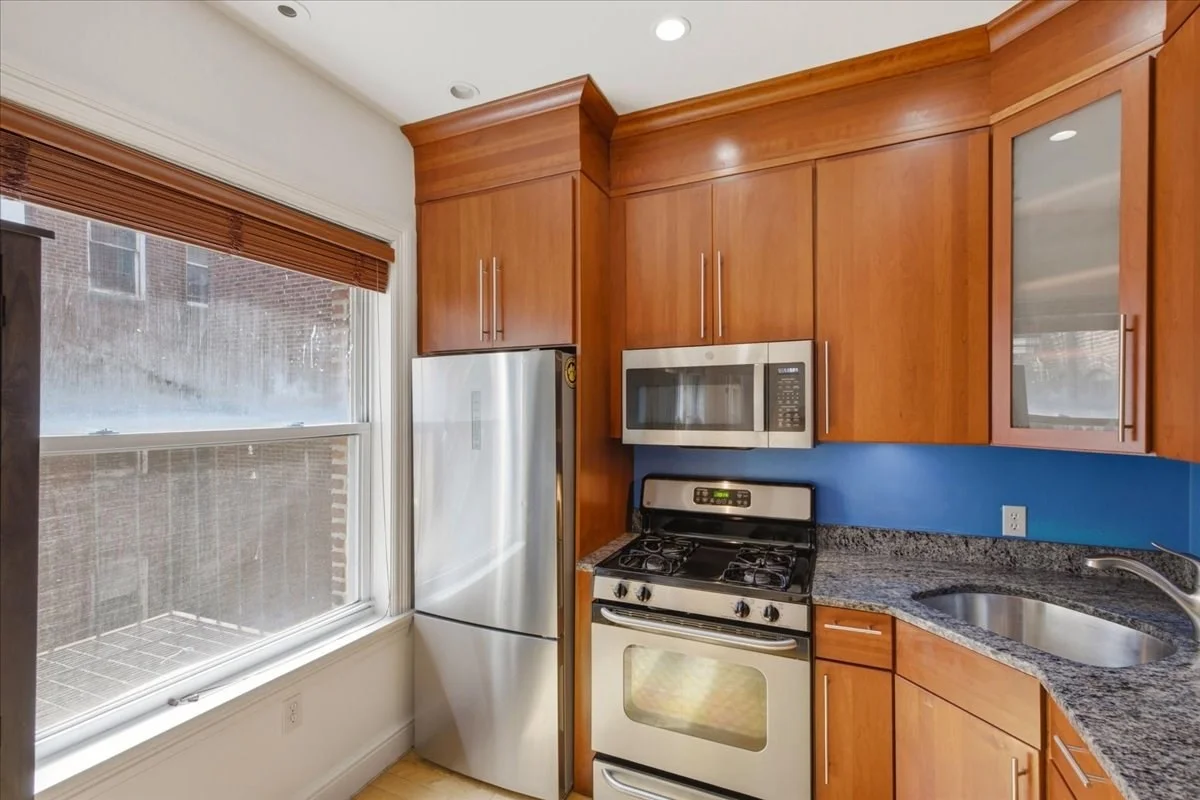 2 bed, 1 bath apartment for rent at 7 Stillman Pl Unit 5, North End — photo 10 of 17