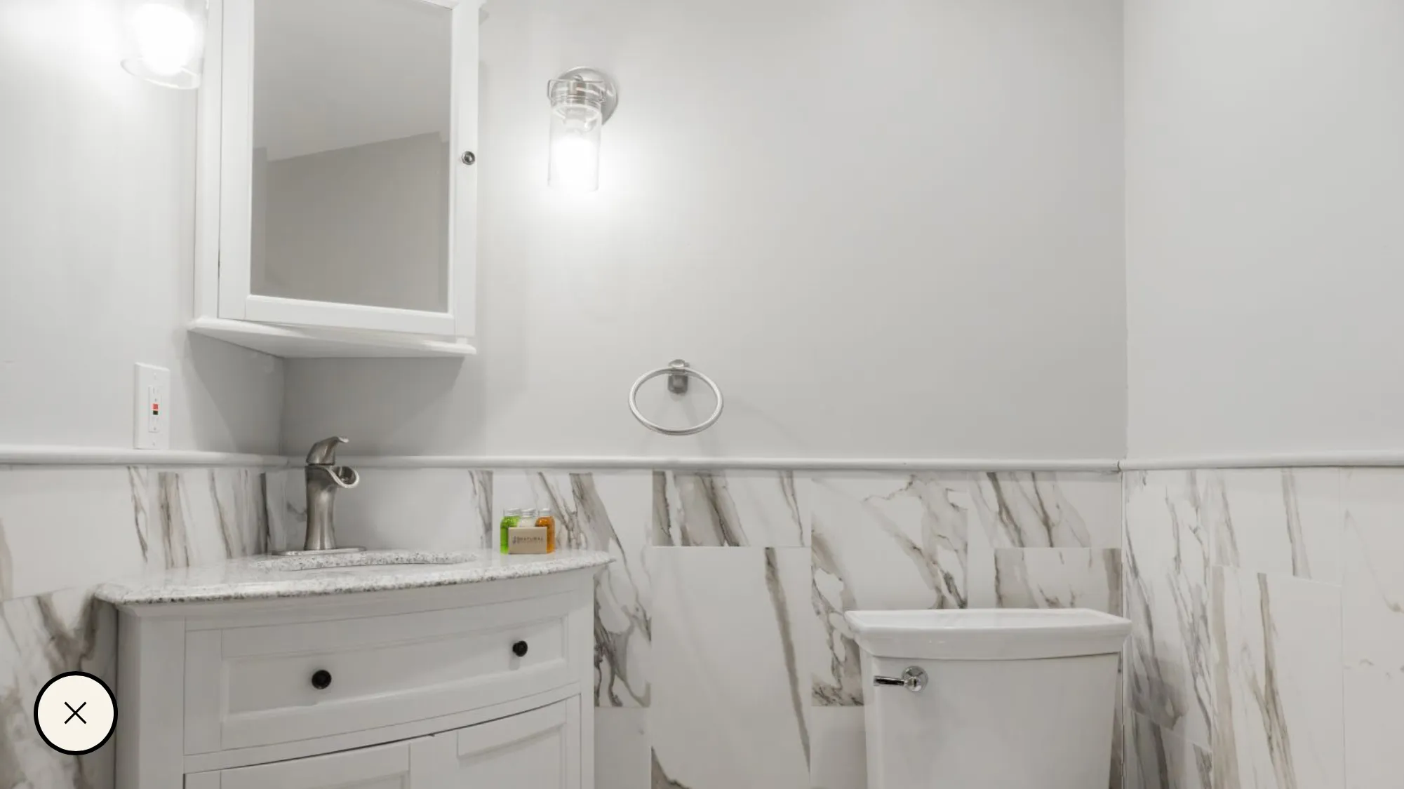 4 bed, 2 bath apartment for rent at 7 Story St Unit B, Harvard Square — photo 3 of 8