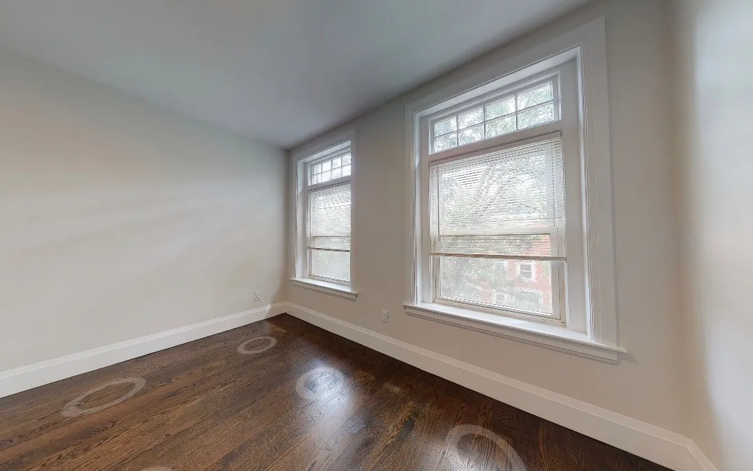 4 bed, 2 bath apartment for rent at 7 Strathmore Rd Unit 2, Brookline — photo 9 of 11