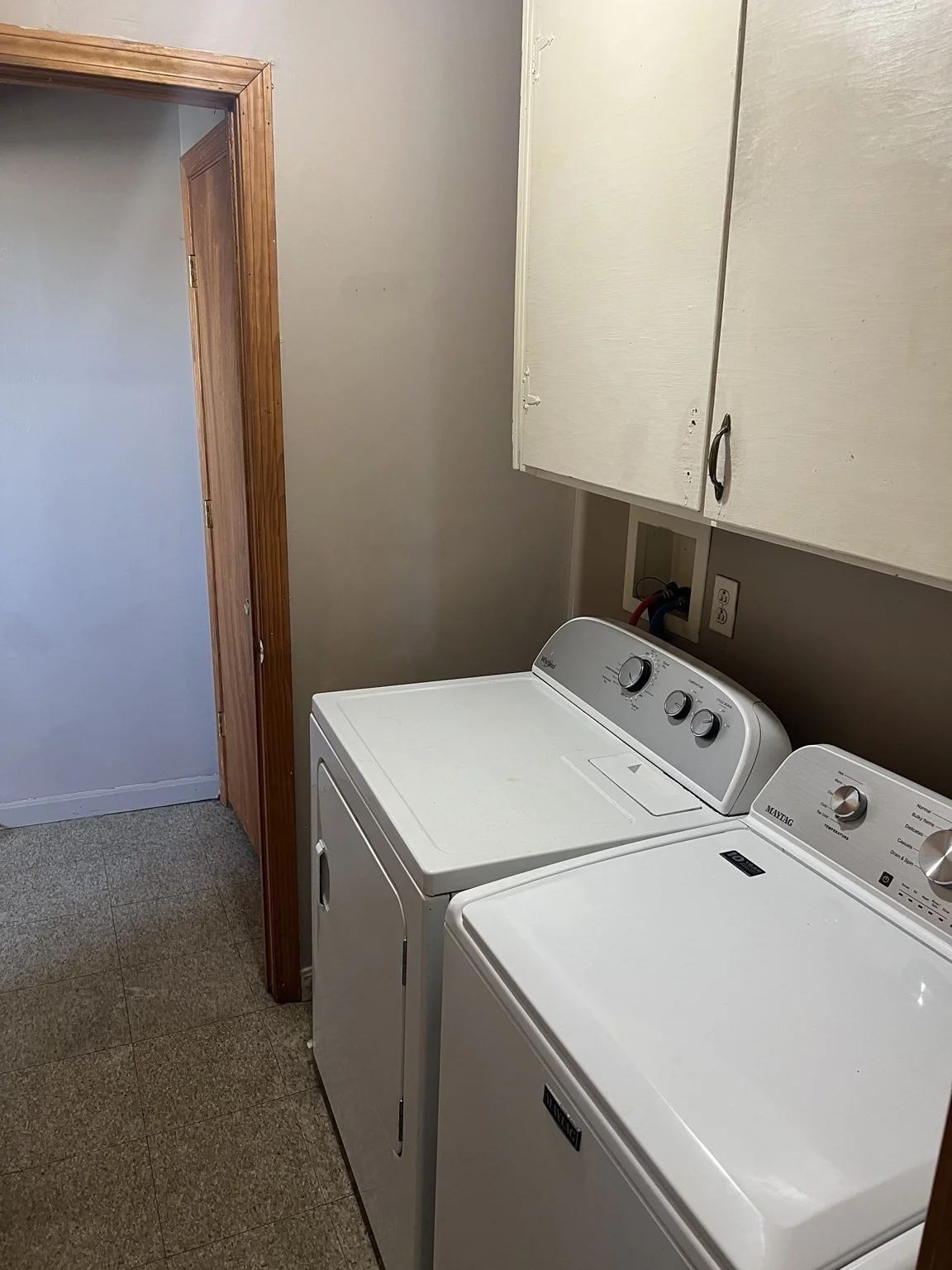 4 bed, 1 bath apartment for rent at 7 Sturgis St Unit 3, Worcester — photo 14 of 16