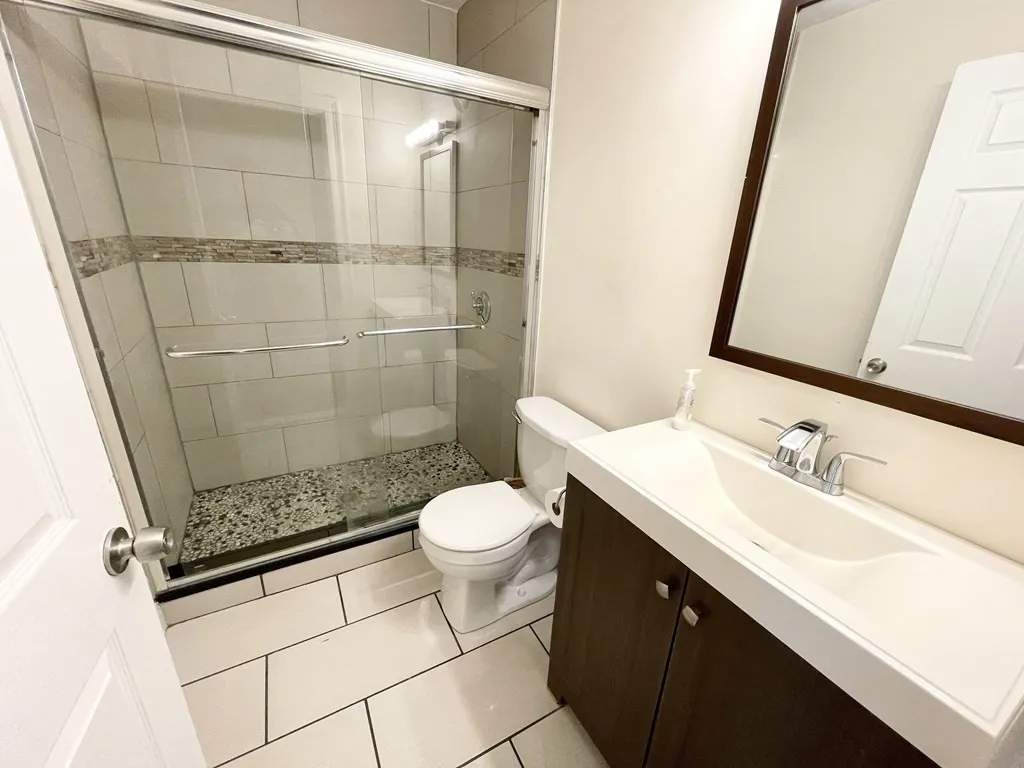 3 bed, 1 bath apartment for rent at 7 Sudan Unit 2, Dorchester — photo 8 of 10
