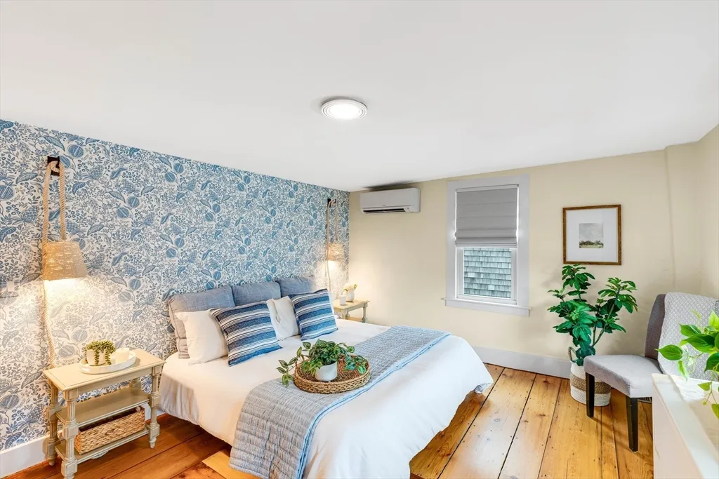 2 bed, 1 bath apartment for rent at 7 Summer St Unit 7, Newburyport — photo 15 of 22